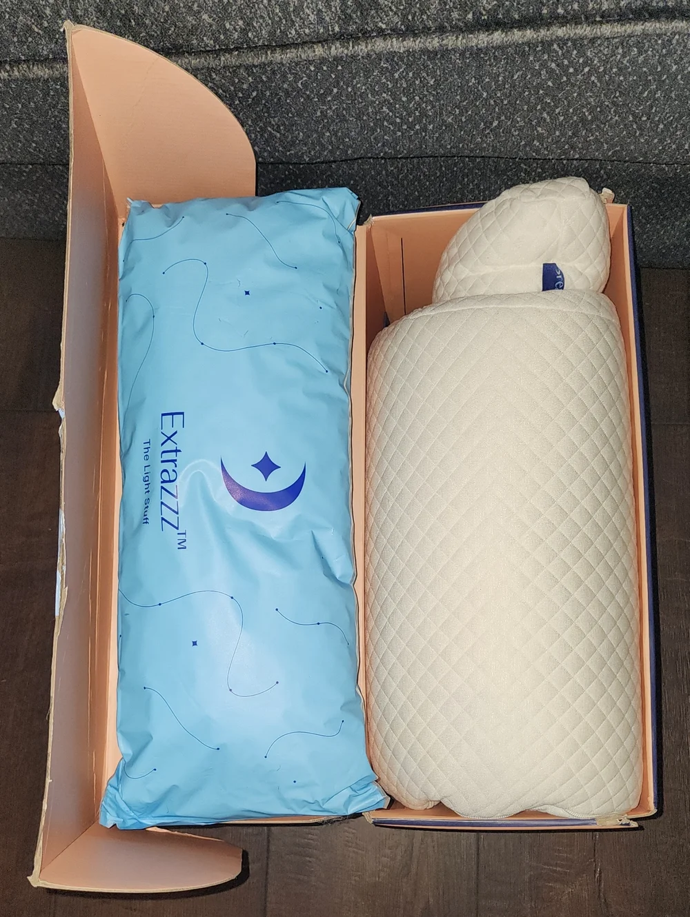 DreamyBlue Blue Moon Pillow - King SizeAdjustable Memory Foam | Excellent Cond